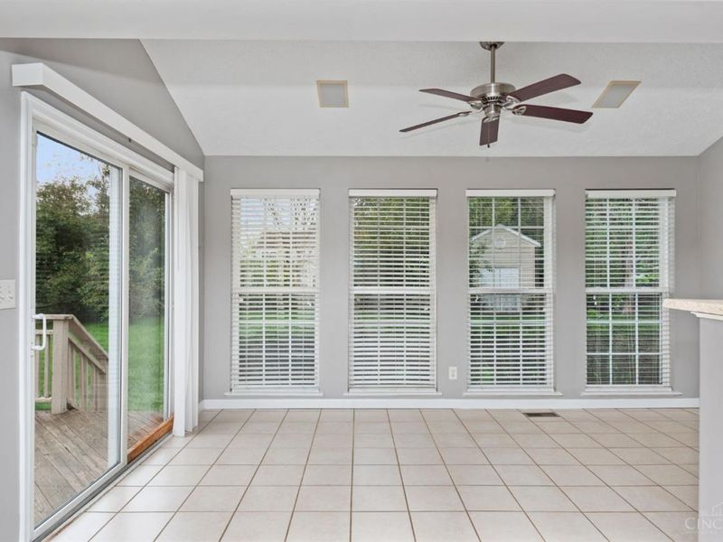 4383 Goldendawn Way, Liberty Township, OH 45044 Photo 15