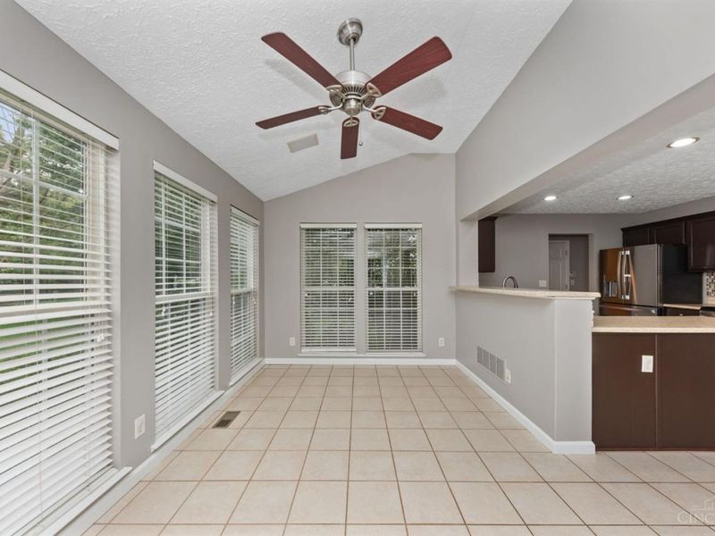 4383 Goldendawn Way, Liberty Township, OH 45044 Photo 18