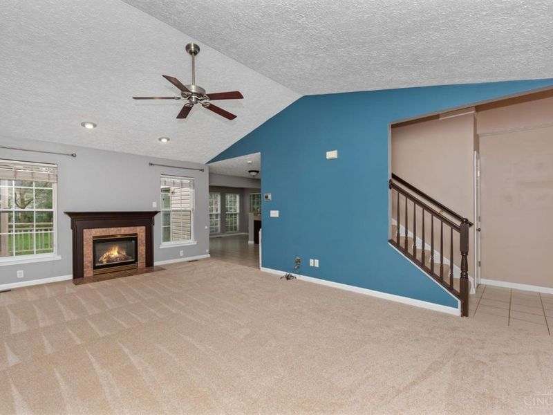 4383 Goldendawn Way, Liberty Township, OH 45044 Photo 7