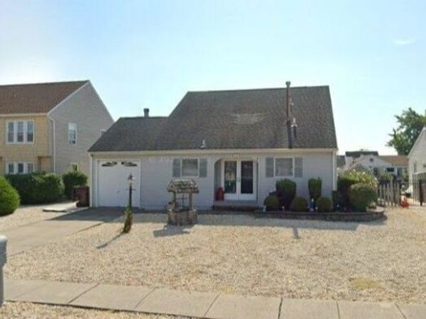 73 Ocean Gate Ave, Berkeley, NJ 08721