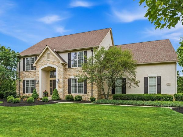 9322 Creighton Drive , Powell, OH 43065
