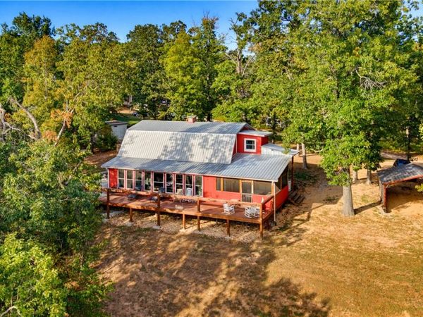 10528 Lakeside Drive , Rogers, AR 72756