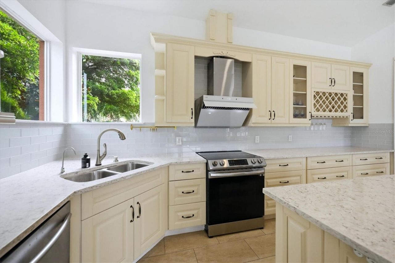 5458 46th Court W, Bradenton, FL 34210 Photo