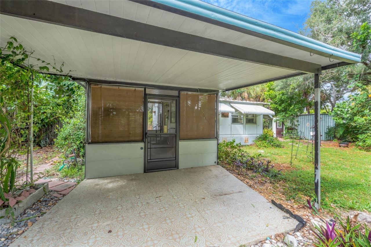 5002 30th Street W, Bradenton, FL 34207 Photo