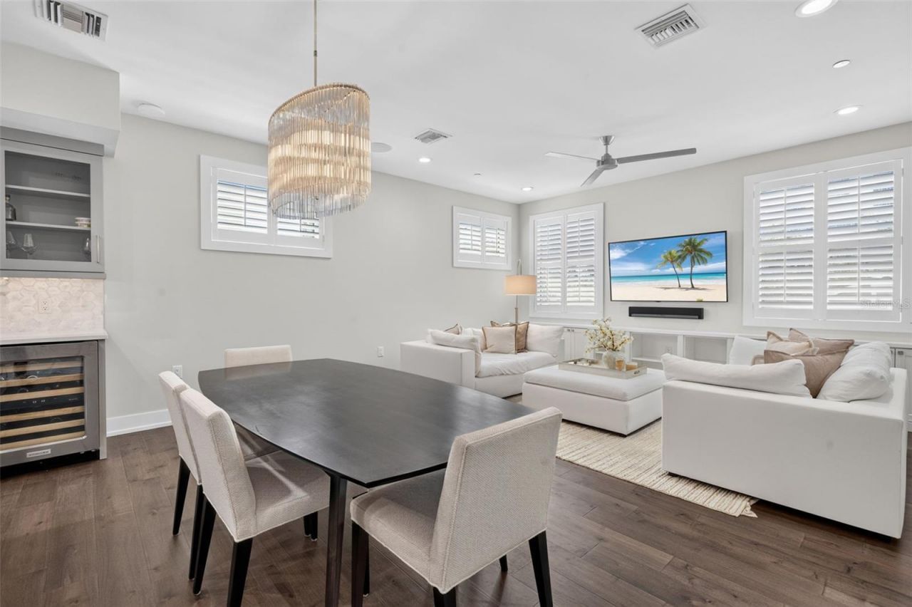 536 4th Avenue S, Unit 2, Saint Petersburg, FL 33701 Photo