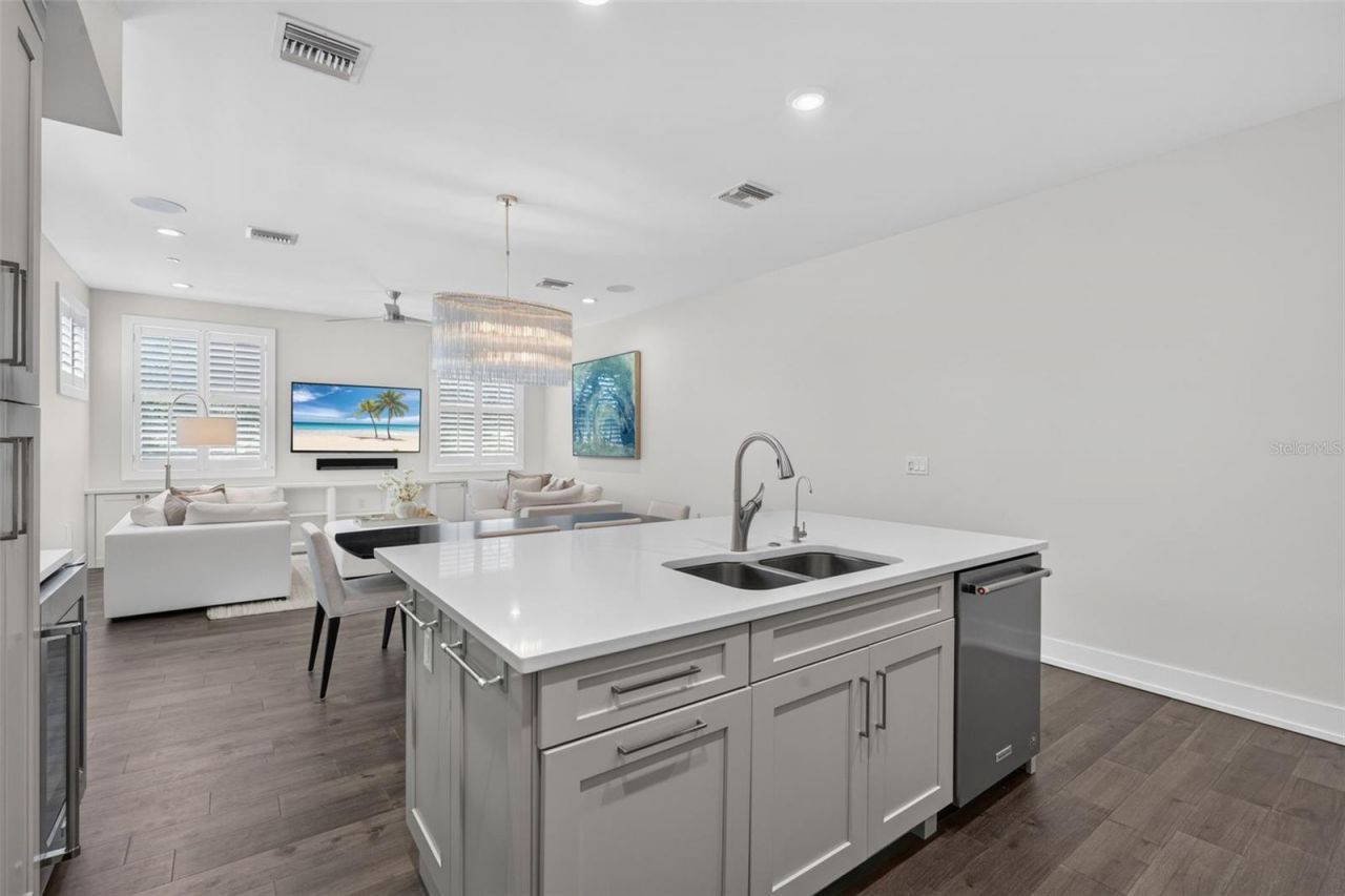 536 4th Avenue S, Unit 2, Saint Petersburg, FL 33701 Photo