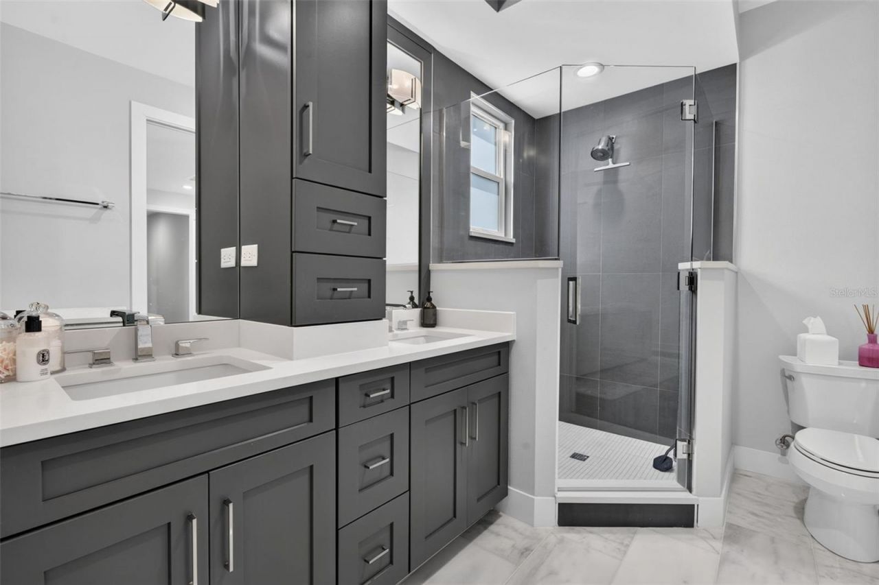 536 4th Avenue S, Unit 2, Saint Petersburg, FL 33701 Photo
