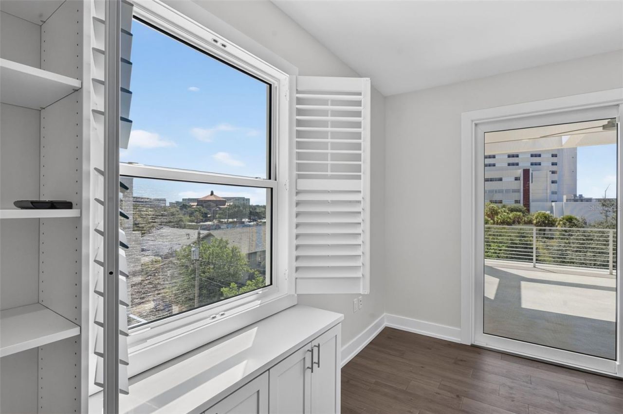 536 4th Avenue S, Unit 2, Saint Petersburg, FL 33701 Photo