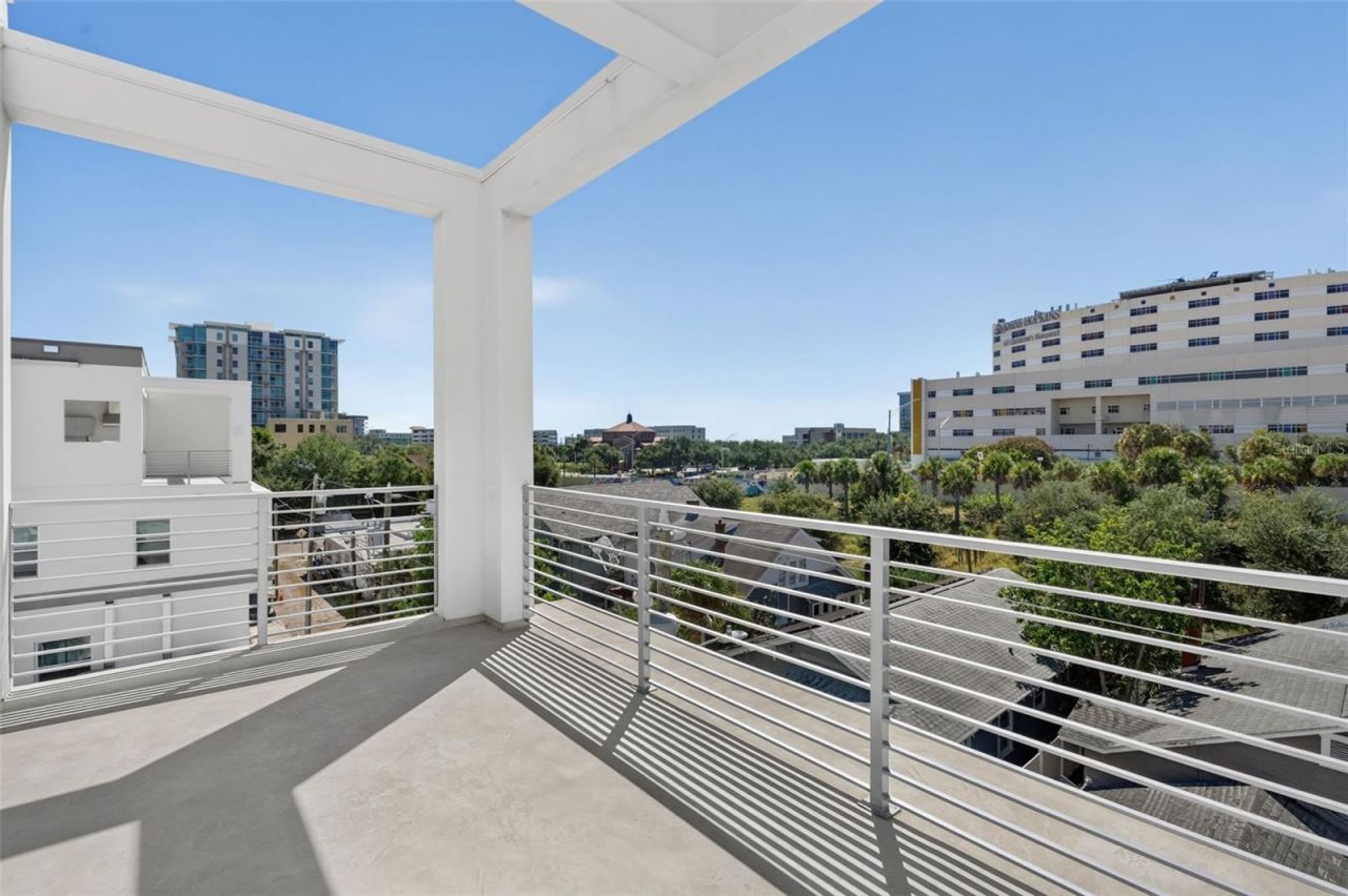 536 4th Avenue S, Unit 2, Saint Petersburg, FL 33701 Photo