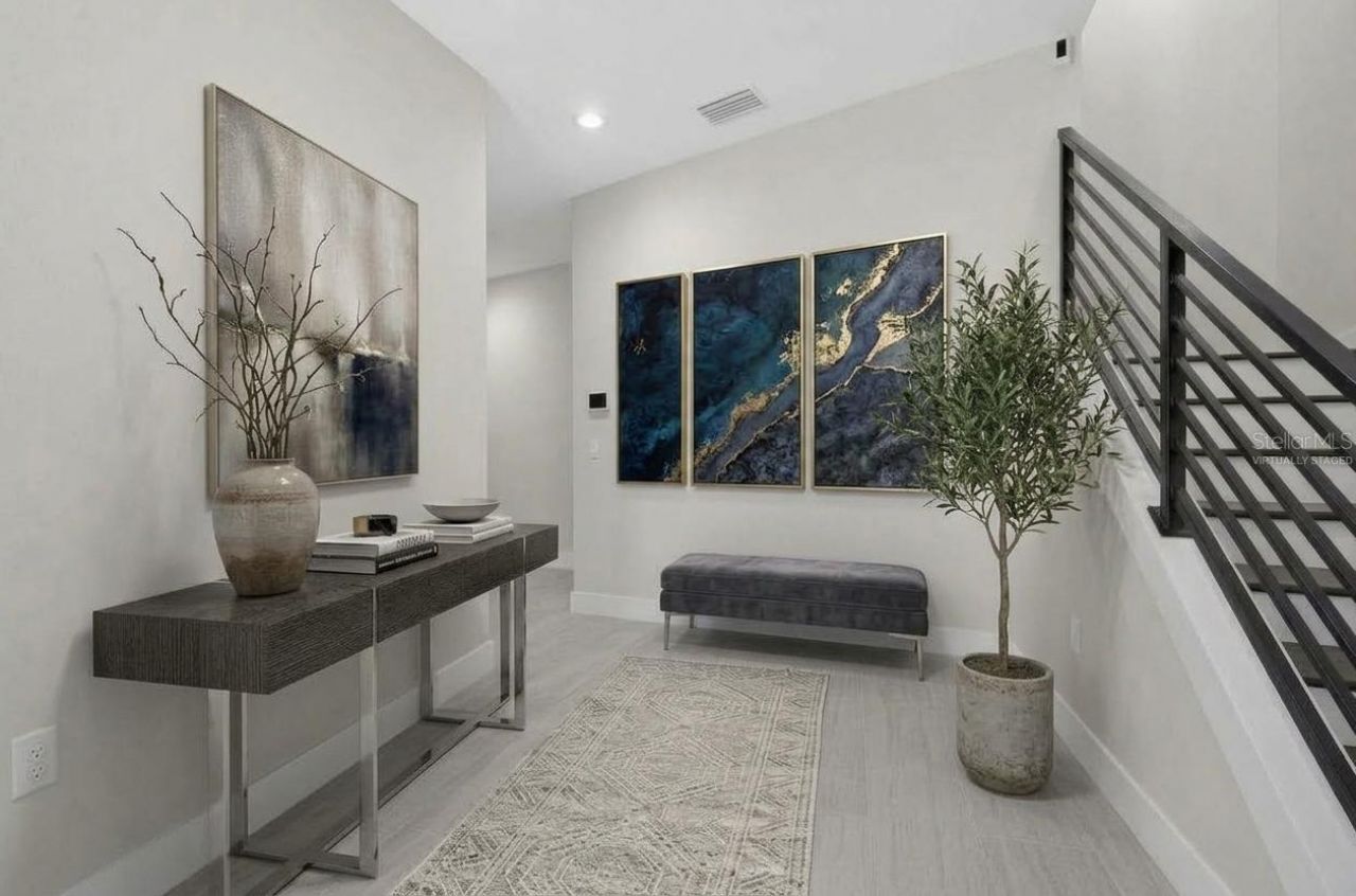 536 4th Avenue S, Unit 2, Saint Petersburg, FL 33701 Photo