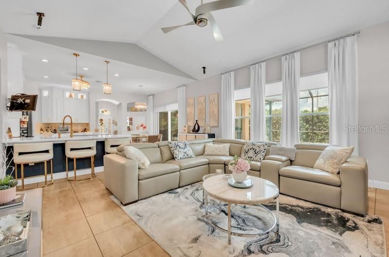 1001 Split Silk Street , Valrico, FL 33594 Photo