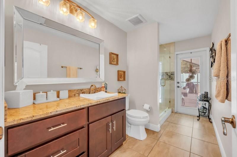 1001 Split Silk Street , Valrico, FL 33594 Photo