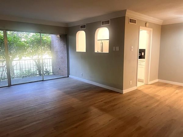 506 E Avenue J, Unit A, Grand Prairie, TX 75050