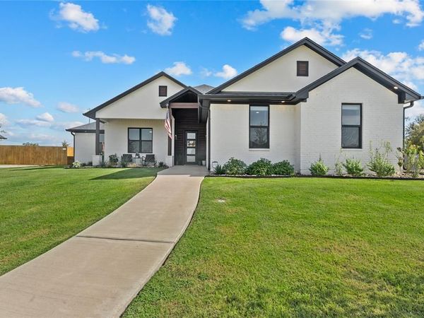 149 Water View Lane , Robinson, TX 76706