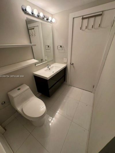 701 Brickell Key Blvd , Unit 1605, Miami, FL 33131 Photo