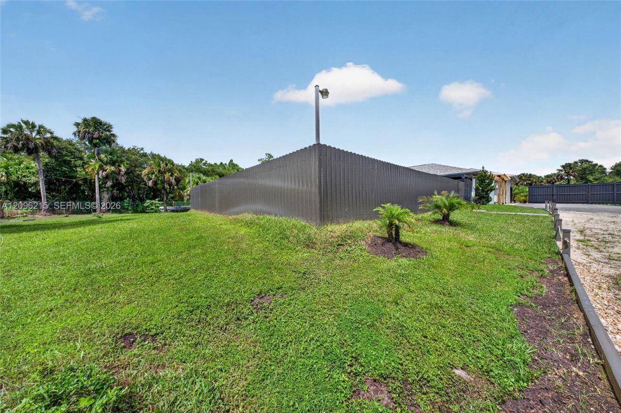 2960 30th Ave Se, Naples, FL 34117 Photo