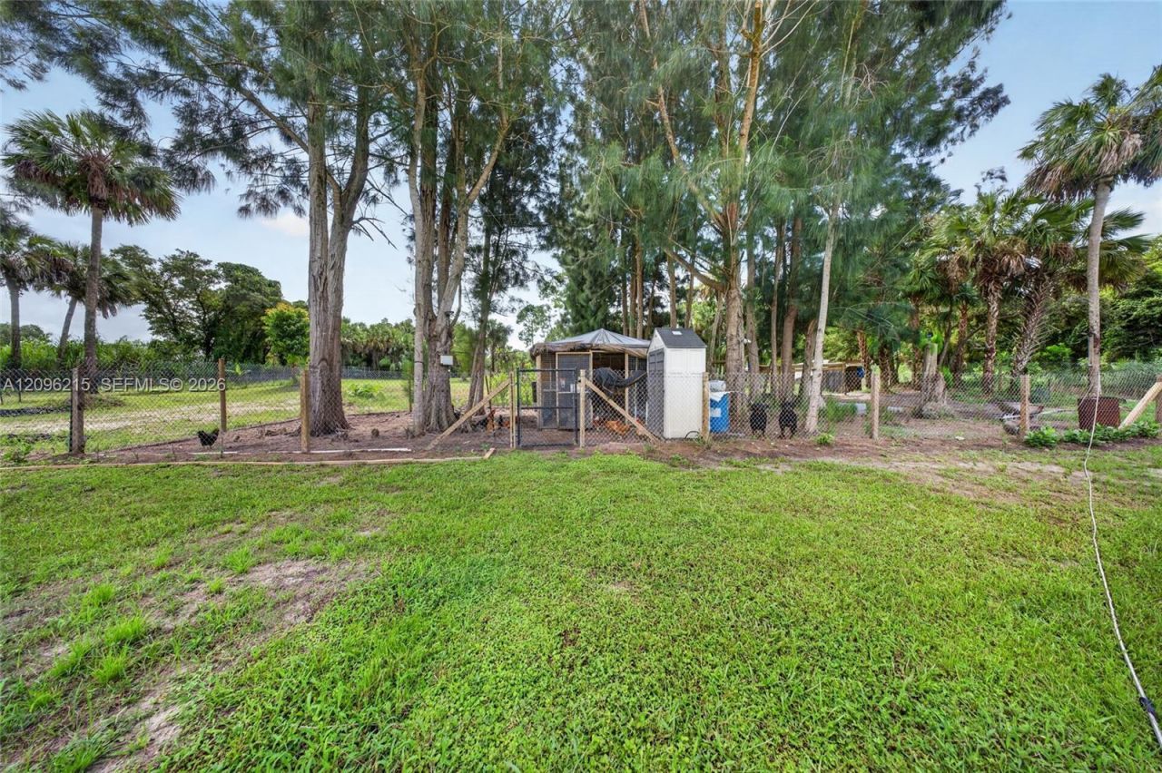 2960 30th Ave Se, Naples, FL 34117 Photo
