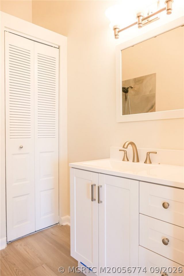 1585 NE Beacon Drive , Unit 1107, Jensen Beach, FL 34957 Photo