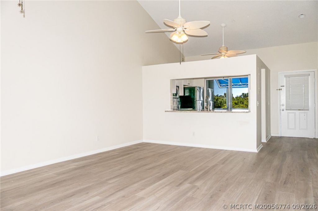 1585 NE Beacon Drive , Unit 1107, Jensen Beach, FL 34957 Photo