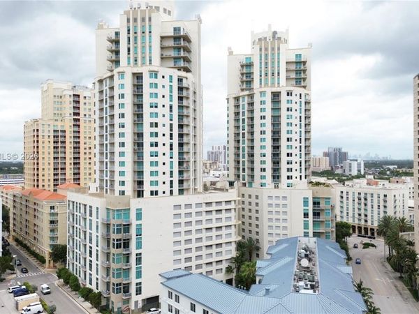 9055 SW 73rd Ct , Unit 1504, Miami, FL 33156