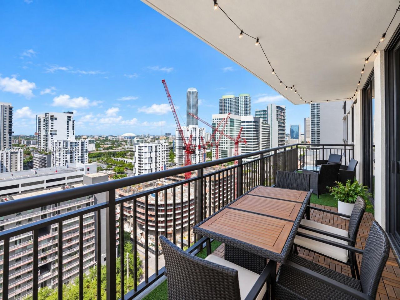 999 SW 1st Ave , Unit 1909, Miami, FL 33130 Photo