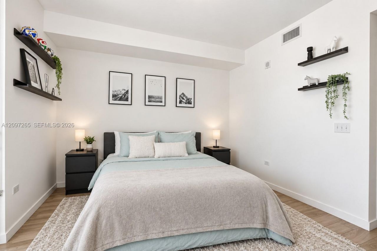 999 SW 1st Ave , Unit 1909, Miami, FL 33130 Photo