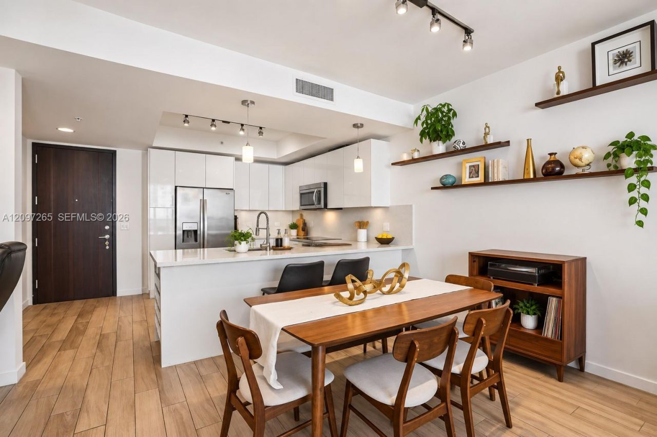 999 SW 1st Ave , Unit 1909, Miami, FL 33130 Photo