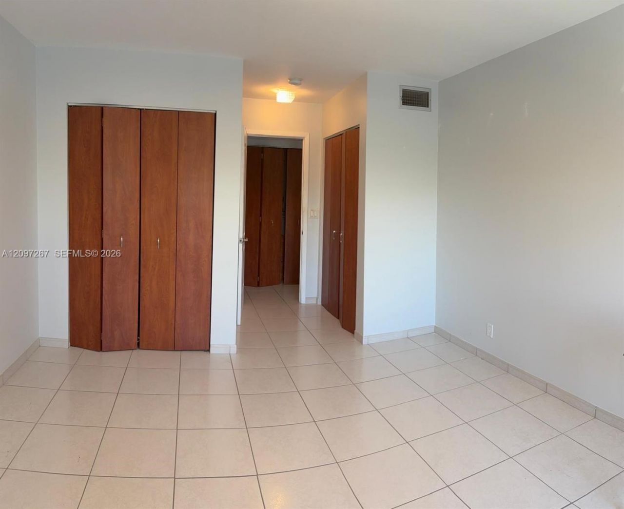 400 Diplomat Pkwy , Unit 308, Hallandale Beach, FL 33009 Photo