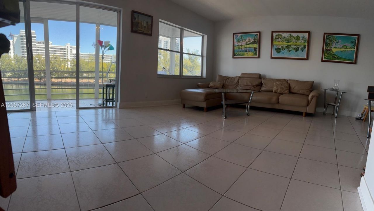 400 Diplomat Pkwy , Unit 308, Hallandale Beach, FL 33009 Photo
