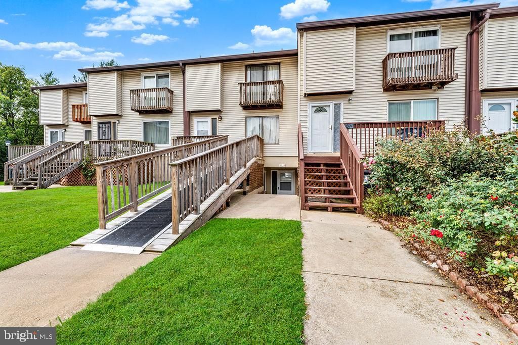 11322 LAURELWALK DRIVE, LAUREL, MD 20708