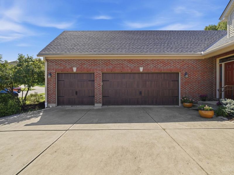 68 Bridgewater Drive, South Lebanon, OH 45065 Photo 2
