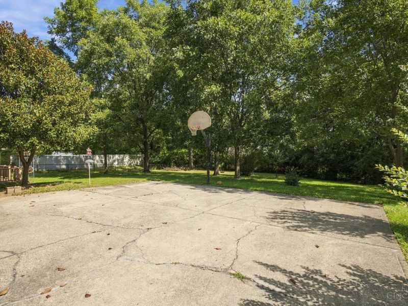 724 Shultz Drive, Hamilton, OH 45013 Photo 29