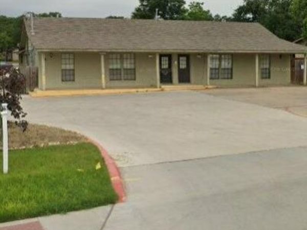 1201 S Mays ST, Round Rock, TX 78664