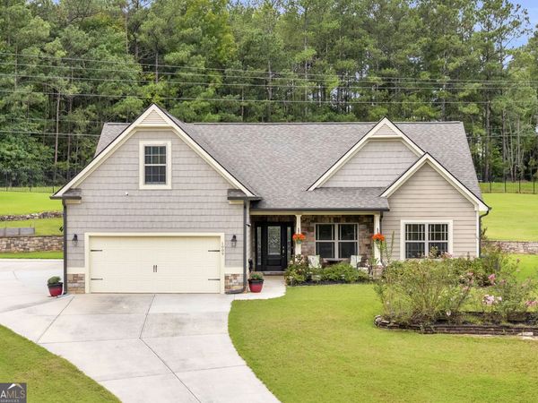 1009 Honey Lane, Loganville, GA 30052