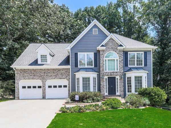 373 Yonah Circle , Woodstock, GA 30189
