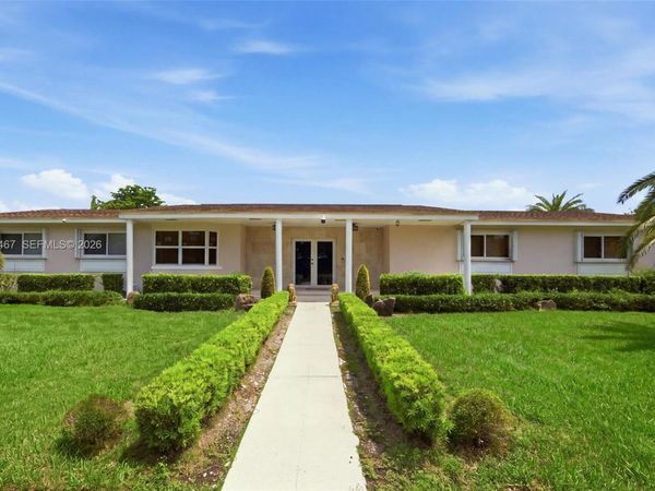 18545 SW 82nd Ave , Cutler Bay, FL 33157