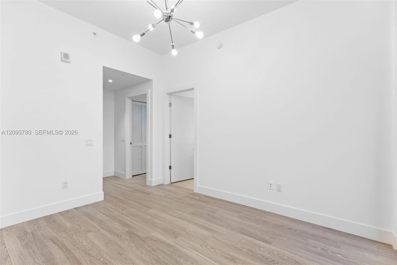 2960 NE 207th St, Unit 1206, Aventura, FL 33180 Photo