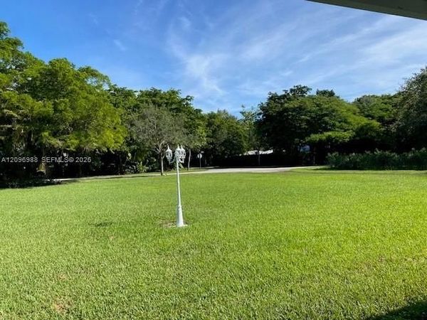 6800 SW 124th St , Pinecrest, FL 33156