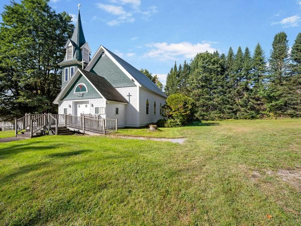 70 South Lunenburg Road, Lunenburg, VT 05906