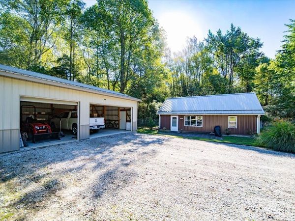 7654 E Bill Smith Drive , Martinsville, IN 46151