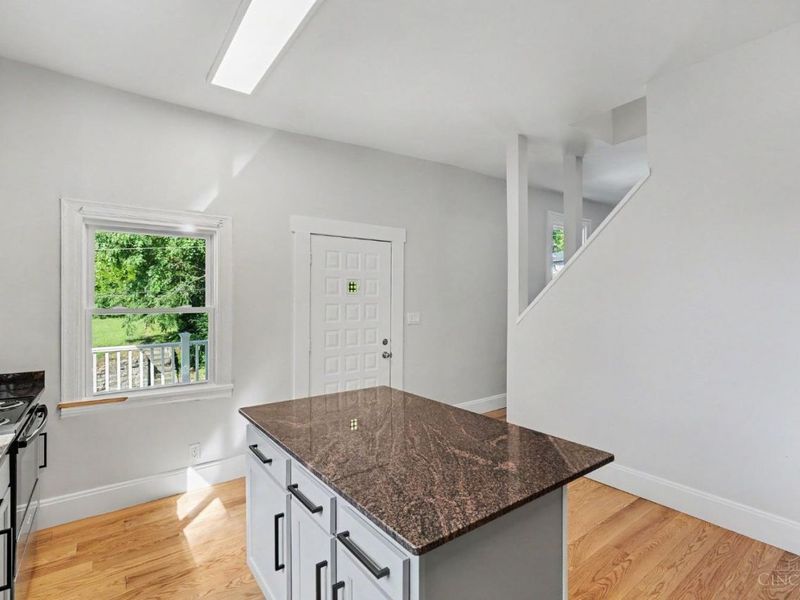 1787 Townsend Street, Cincinnati, OH 45223 Photo 3