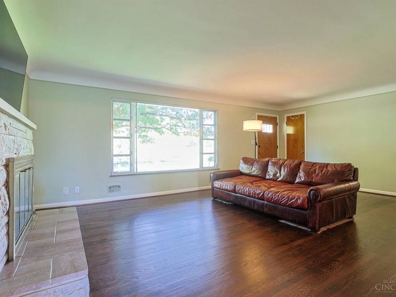 543 Compton Road, Wyoming, OH 45231 Photo 4