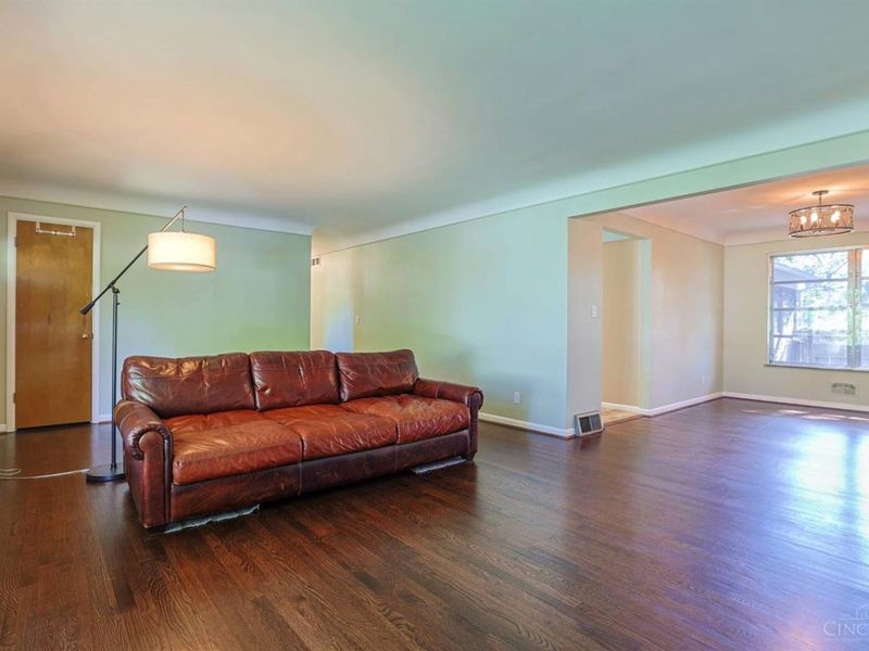543 Compton Road, Wyoming, OH 45231 Photo 7