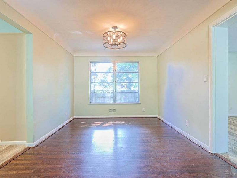 543 Compton Road, Wyoming, OH 45231 Photo 8