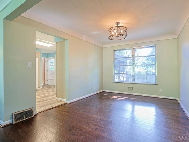 543 Compton Road, Wyoming, OH 45231 Photo 9