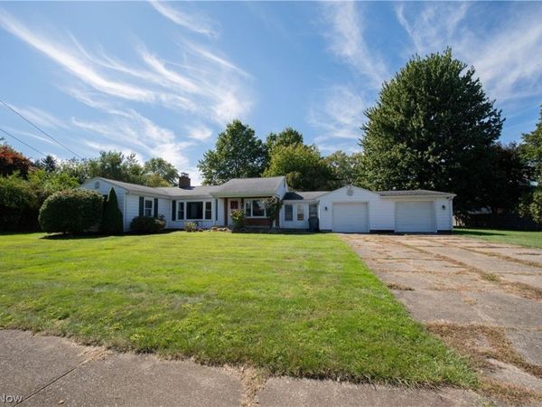 17 Parkview Drive, Conneaut, OH 44030