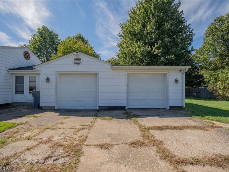 17 Parkview Drive, Conneaut, OH 44030 Photo 3