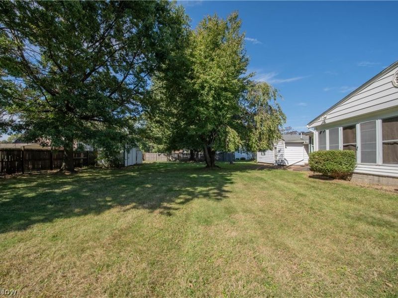17 Parkview Drive, Conneaut, OH 44030 Photo 4
