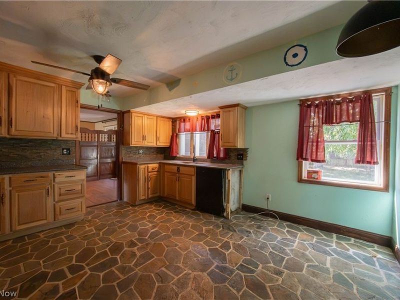 17 Parkview Drive, Conneaut, OH 44030 Photo 7