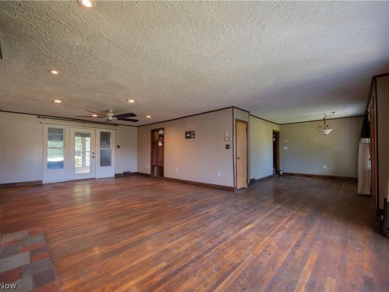 17 Parkview Drive, Conneaut, OH 44030 Photo 9